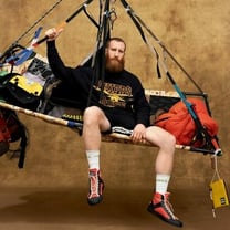 Boss dévoile sa première collaboration avec Spencer Phipps