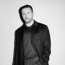 Shop2gether irá vender peças masculinas da Versace a partir de setembro