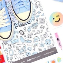 La firma argentina John Foos lanza un cobranding navideño con la marca de arte Fligo