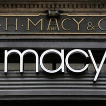Macy's recauda 4500 millones de dólares para reforzar sus fondos mientras las tiendas vuelven a abrir