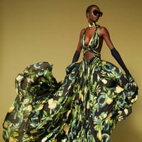 Roberto Cavalli Resort 2024: лимоны, змеи и «Белый лотос»