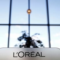 L'Oréal anticipa una ralentización del mercado de la belleza en 2024 por la debilidad de las ventas en China