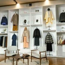 ジバンシィやクロエを手掛けたデザイナー クレア・ワイト・ケラーがユニクロと手を組んだワケ