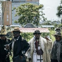 Les dandys "sapeurs" font leur show à Kinshasa