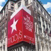 Le milliardaire tchèque Daniel Kretinsky entre au capital de Macy's
