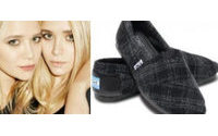The Row faz parceria com a Toms Shoes