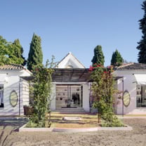 Loewe se refuerza en el mercado español y estrena boutique en Marbella