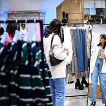 "Fast fashion": les critères d'un secteur en développement mais décrié