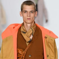 Paul Smith наращивает оптовые и розничные продажи
