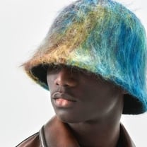 La stagione parigina del menswear si apre con un teaser di Berluti