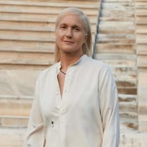 Maria Grazia Chiuri e a sua coleção Cruise de moda metafísica para a Dior