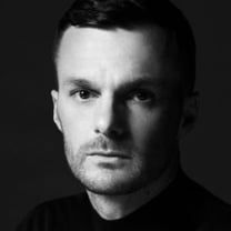 LVMH ernennt Kris Van Assche zum Kreativdirektor von Berluti