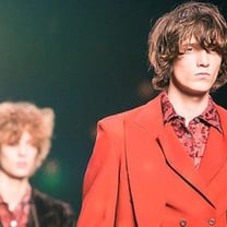 英ファッション協会、ロンドン メンズコレクションでパンクをフィーチャー