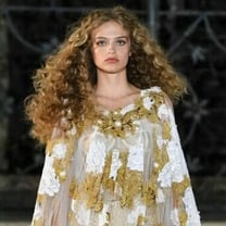 Dolce & Gabbana leva a sua alta-costura ao centro de Puglia