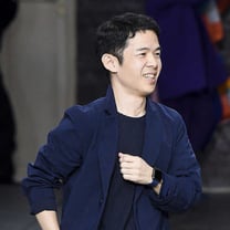 Satoshi Kondo toma el mando de las colecciones femeninas de Issey Miyake