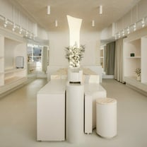 Monos opens in Toronto
