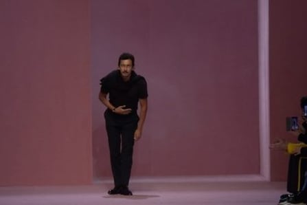 Berluti : Mens show Autumn/Winter 2018/19 (with interviews)