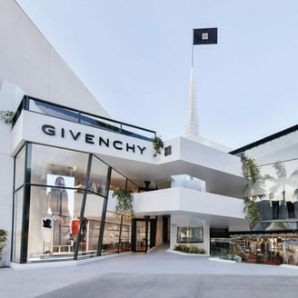 Beverly Hills gets a new face lift