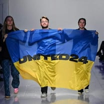 A la Fashion Week de Londres, des stylistes ukrainiens défilent malgré la guerre