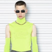 Vetements вырабатывает новый код роскоши и представляет VTMNTS
