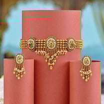 Kalyan Jewellers expands presence in Telangana with store at Charminar