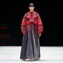 Ximena Corcuera toma las pasarelas de la Rakuten Fashion Week Tokyo con su colección "Tierra de Nadie"
