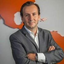 Thibault Tétrel (ex-L'Oréal) nommé directeur commercial de Kering Beauté