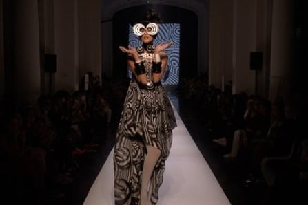 Jean Paul Gaultier : Haute Couture show Spring/Summer 2018 (with interview)