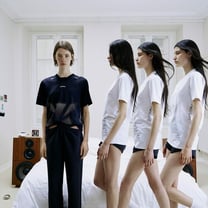 Puma und Coperni lancieren Sportswear-Kollektion für Frauen