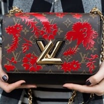早报 | LV Twist手袋涉嫌侵权；Furla或寻求出售