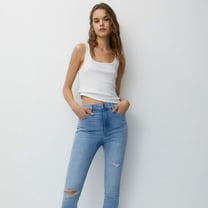 Giant trousers haven’t swallowed skinny jeans (yet)
