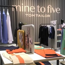 Panorama: Tom Tailor präsentiert neue Smart-Casual- und Plus Size-Linie