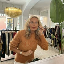 Refuse: loja de segunda-mão lisboeta com Balenciaga, Balmain, Chanel, Dolce & Gabbana, Hermés, Louis Vuitton, Prada, Valentino, Yves Saint Laurent, e muito mais