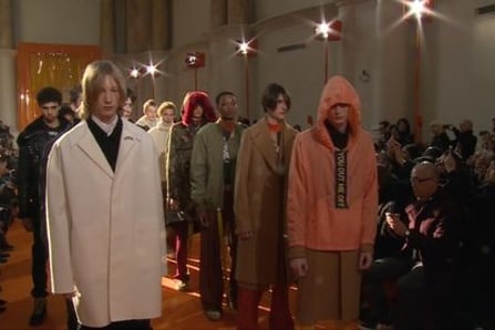 Off-White Fashion show - MENS collection Autumn-Winter 2016/17 in Paris (with interview)