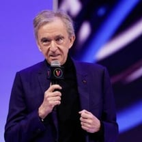 LVMH: Bernard Arnault prépare sa succession en réorganisant sa holding Agache