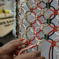 クロエがファッション業界の社会的影響を測定するツールを開発、2023年にも業界全体で運用を開始