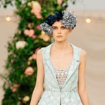 Chanel präsentiert Haute-Couture-Kollektion im Kreise der Familie