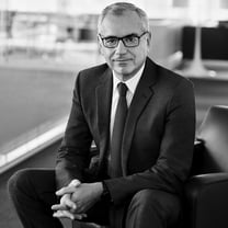 Secondo Marc Puig (Puig), l’ingresso in Borsa potrebbe evitare “difficoltà“ di successione