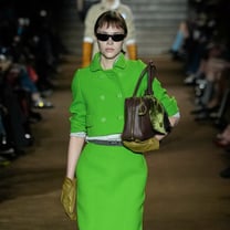 Prada Group: Miu Miu s’envole en 2023 tirée par les ventes retail