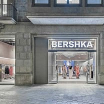 Bershka reabre las puertas de su emblemática flagship barcelonesa