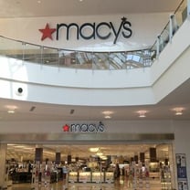 Macy's расширяет сеть за счет малоформатных точек
