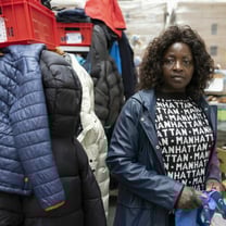 Le don de vêtements affecté par les disparitions d’enseignes
