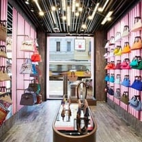 Save My Bag a tutto retail, tra Bologna, Milano e l'Asia