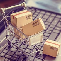 Comércio eletrónico de moda em Portugal mais dominado por marcas de 'fast fashion'