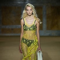 Annäherung zwischen Coach und Versace im Visier von Bidens Kartellbehörde