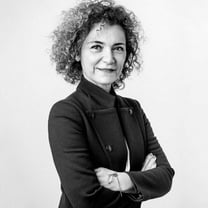 Ananas Anam (Pinatex) place Silvia Bernardini à sa tête