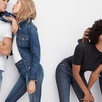 Rent the Runway licenzia, Gap e Neiman Marcus congedano senza paga molti lavoratori causa pandemia