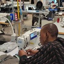 Avec H.A.W.A au féminin, le "made in Paris" solidaire fait ses preuves