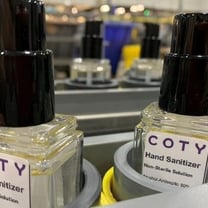 Coty empieza a fabricar desinfectante para manos para ayudar en la lucha contra el coronavirus