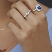 La firma de joyería Mumit estrena concepto comercial y abre en Valencia su décimo punto de venta